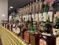 WhiskyDelxueStand